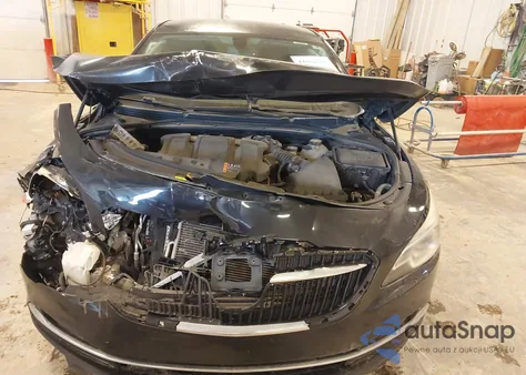 2017 Buick Lacrosse Essence z USA, uszkodzony, nr VIN 1G4ZP5SSXHU192073